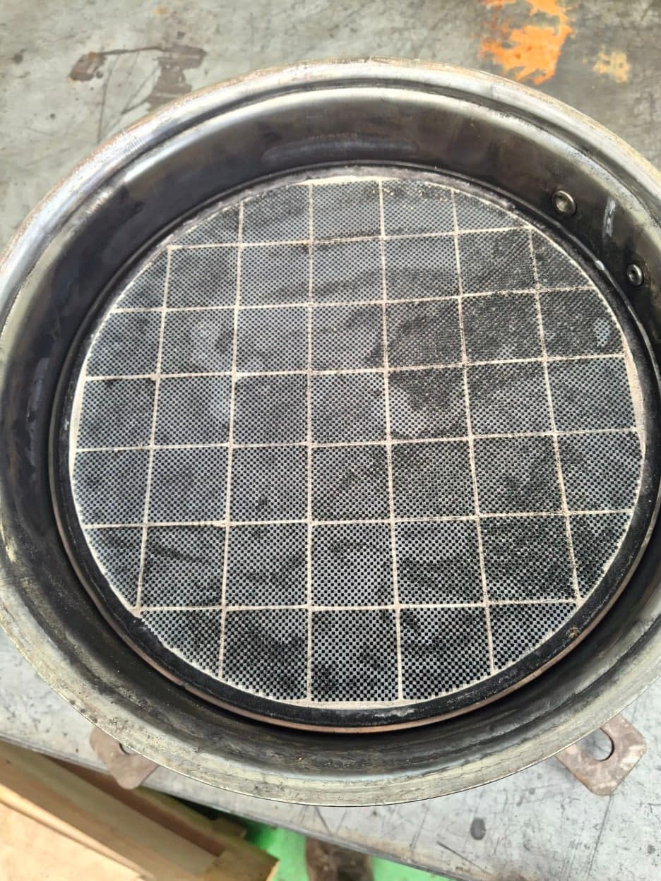 현대건설기계 HW155A(굴삭기)DPF,DOC클리닝 SCR 리케이닝